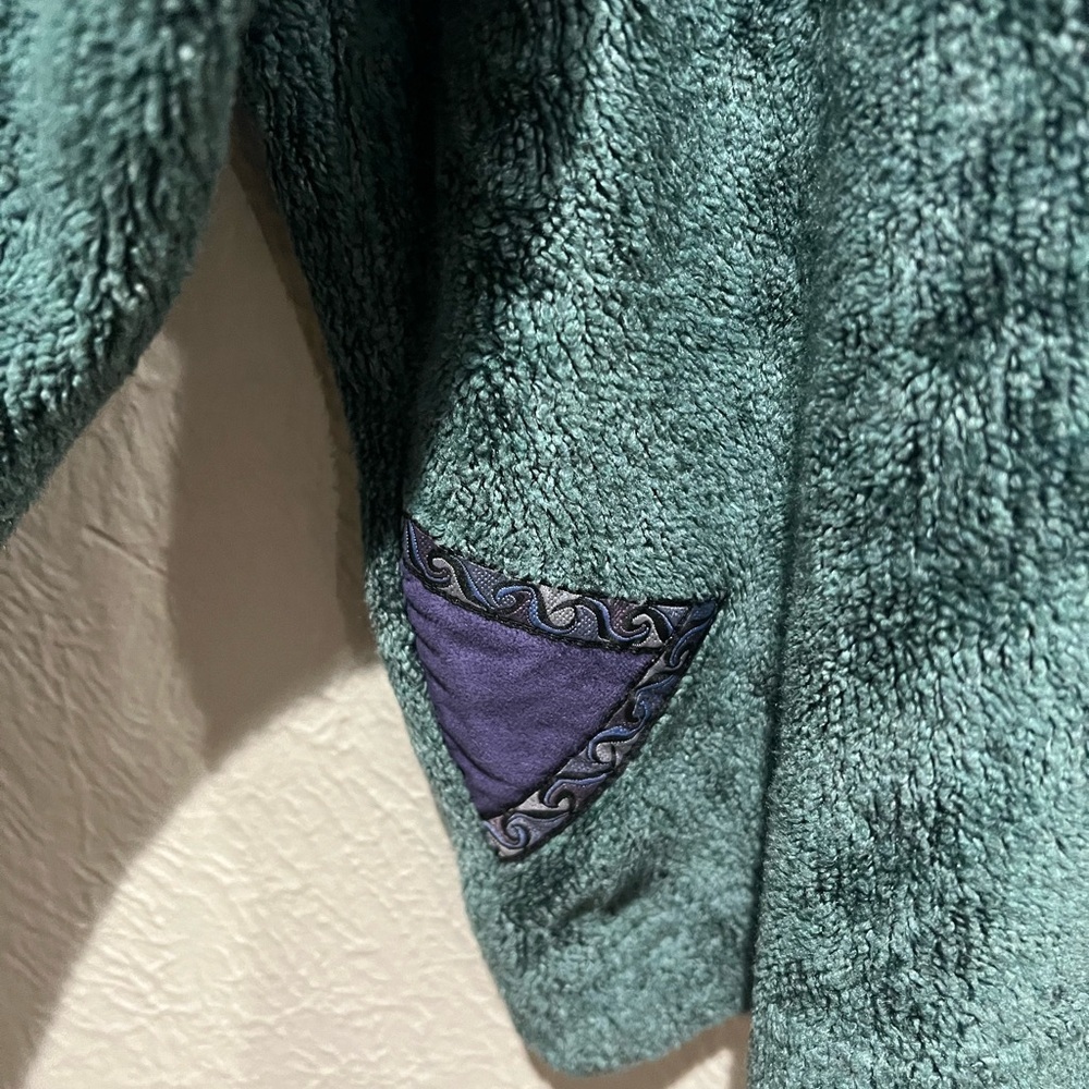 Vintage Elegant Green Cowl Neck Sweater Red Rover EUC size M Purple Detail USA - Picture 2 of 5
